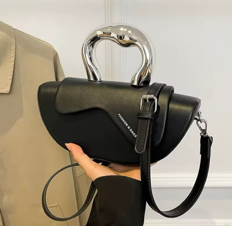 Clutch Me Bag